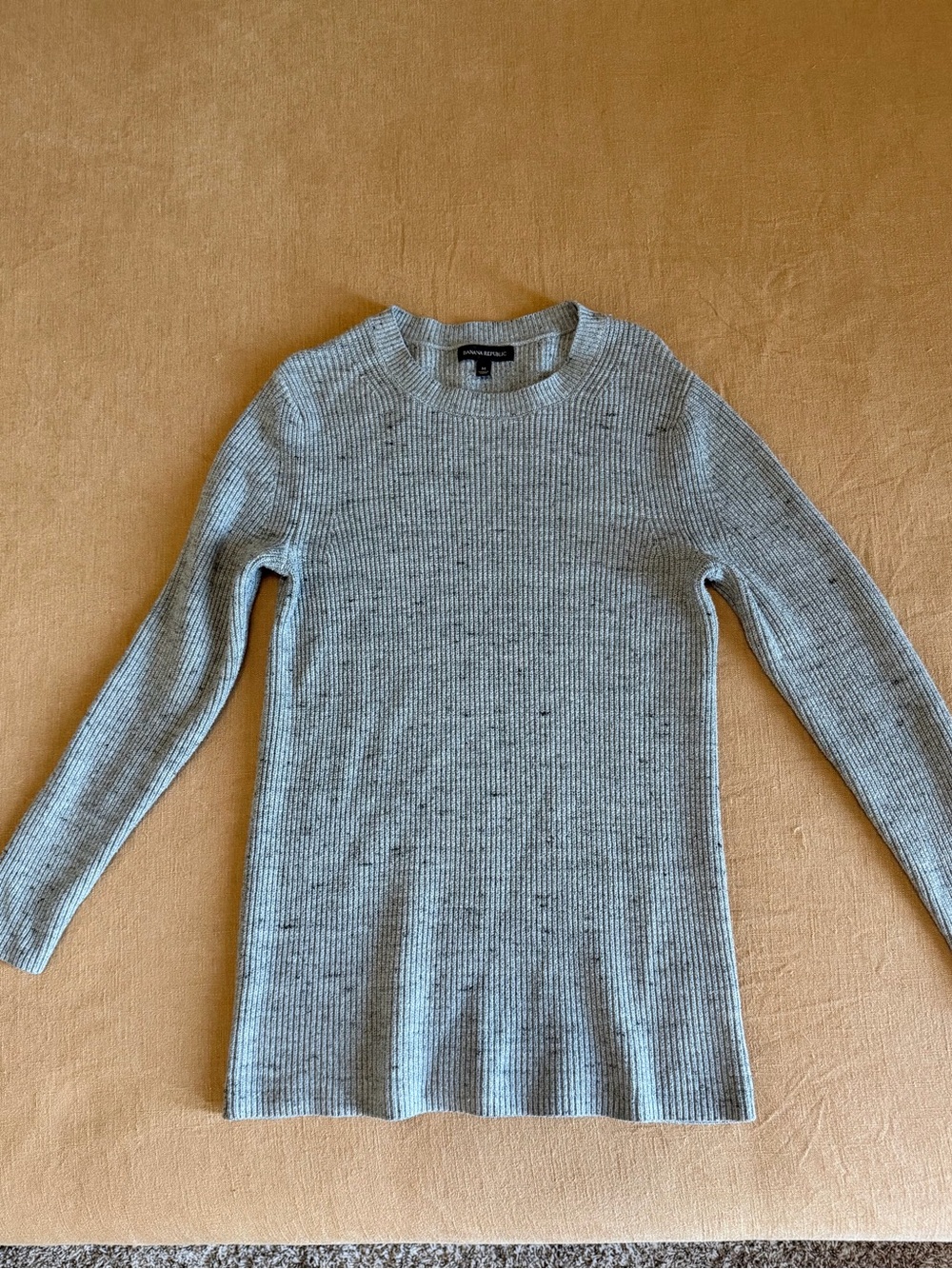 Banana Republic Light Gray Ribbed Crewneck Sweater